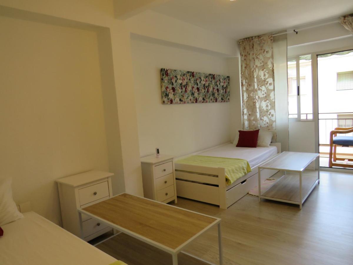 Domange I Apartment Alicante Bagian luar foto